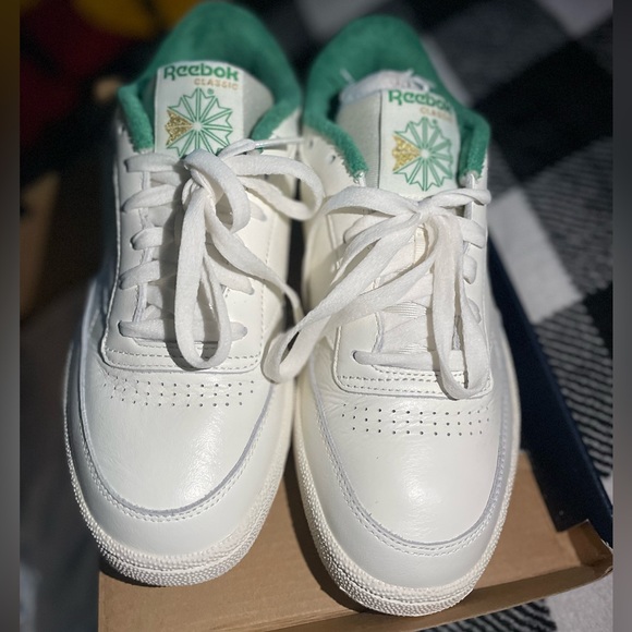 Reebok Club C85 Men Tennis Sneakers - Picture 5 of 7